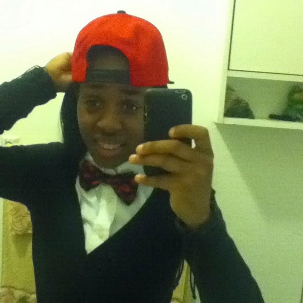 Meet your Posher, Raysa